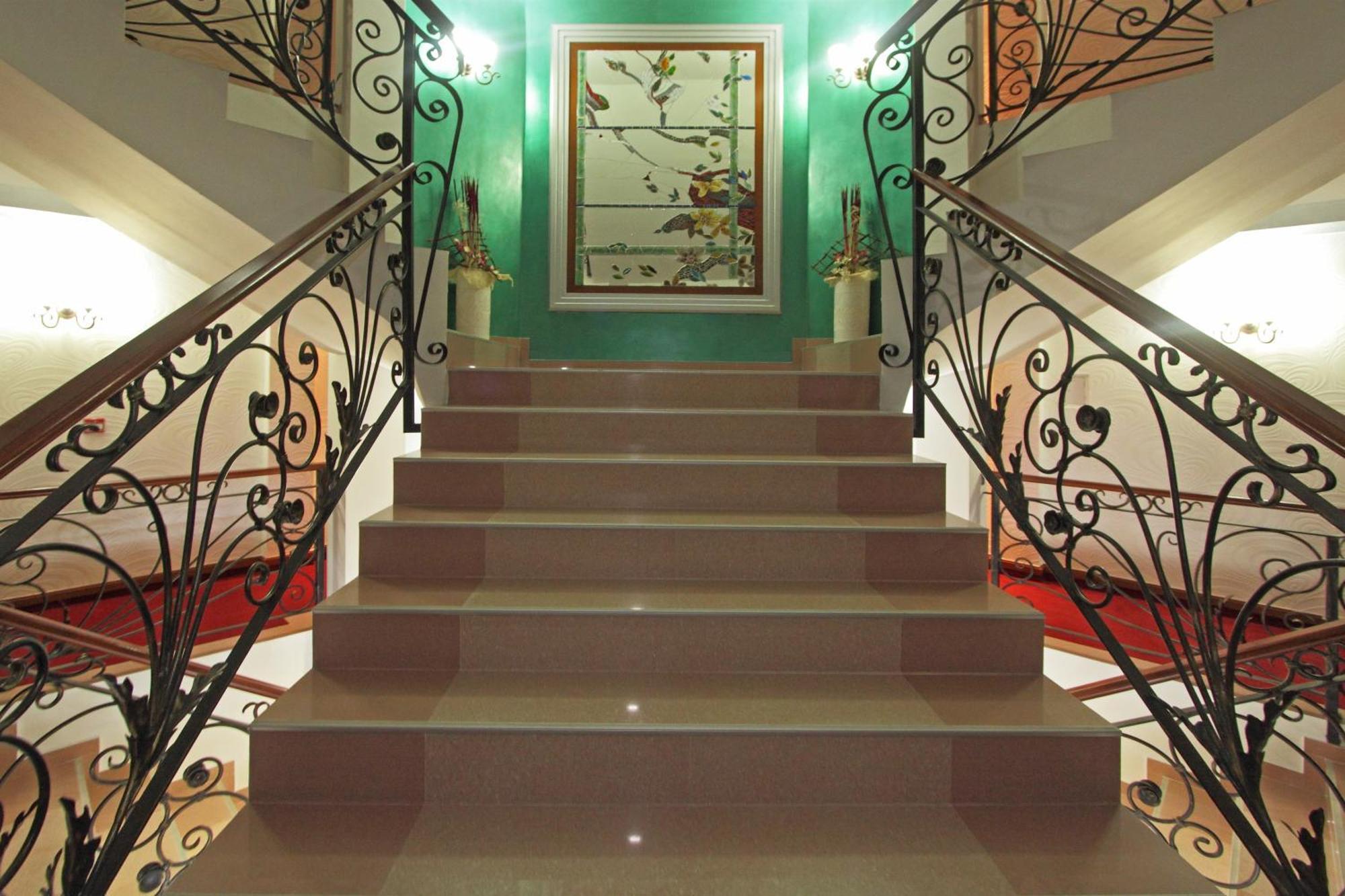 Hotel Botika Кралево Інтер'єр фото