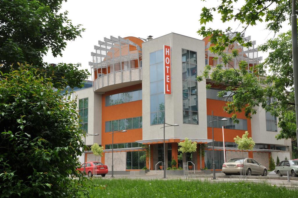 Hotel Botika Кралево Екстер'єр фото